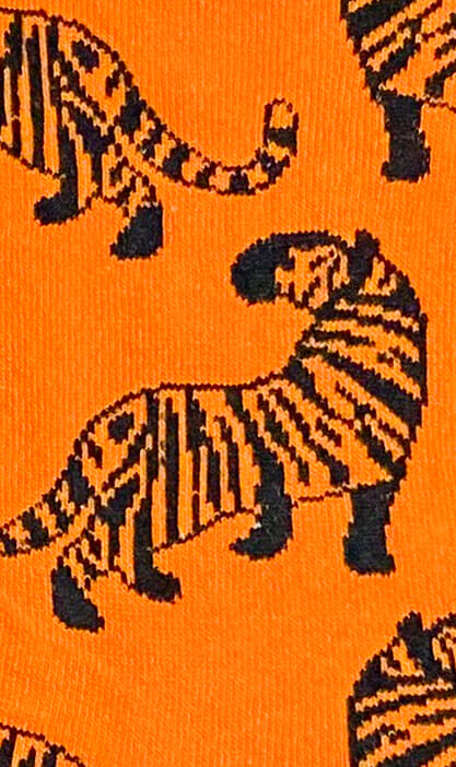 Détail des chaussettes fantaisie Safari