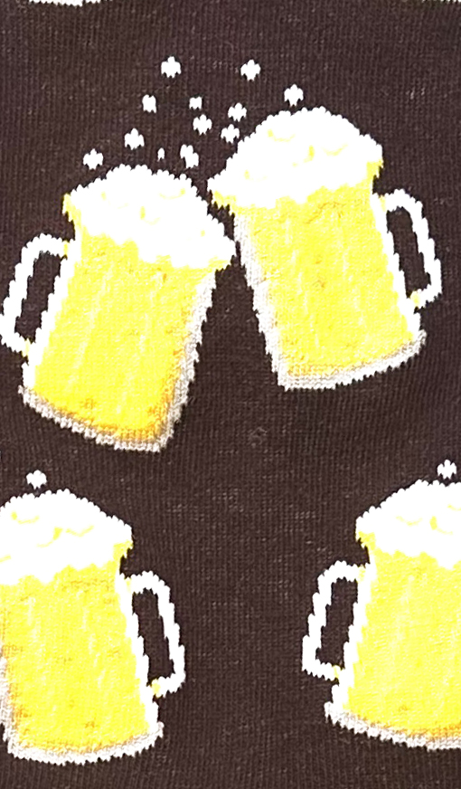 Chaussettes colorées Petite Soif en coton avec motif de chopes de bière